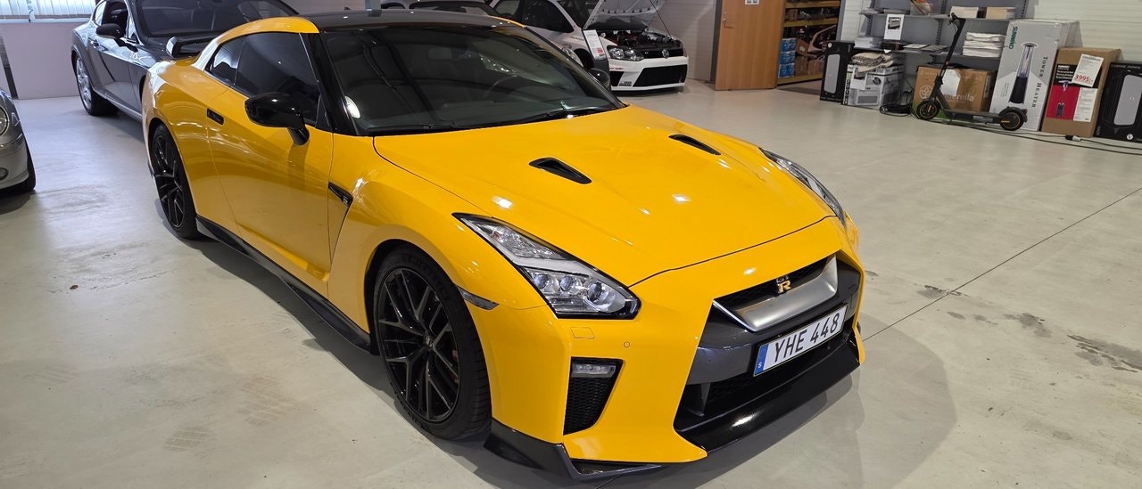Nissan GT-R 3.8 V6 4x4 DCT, 570hp, 2017