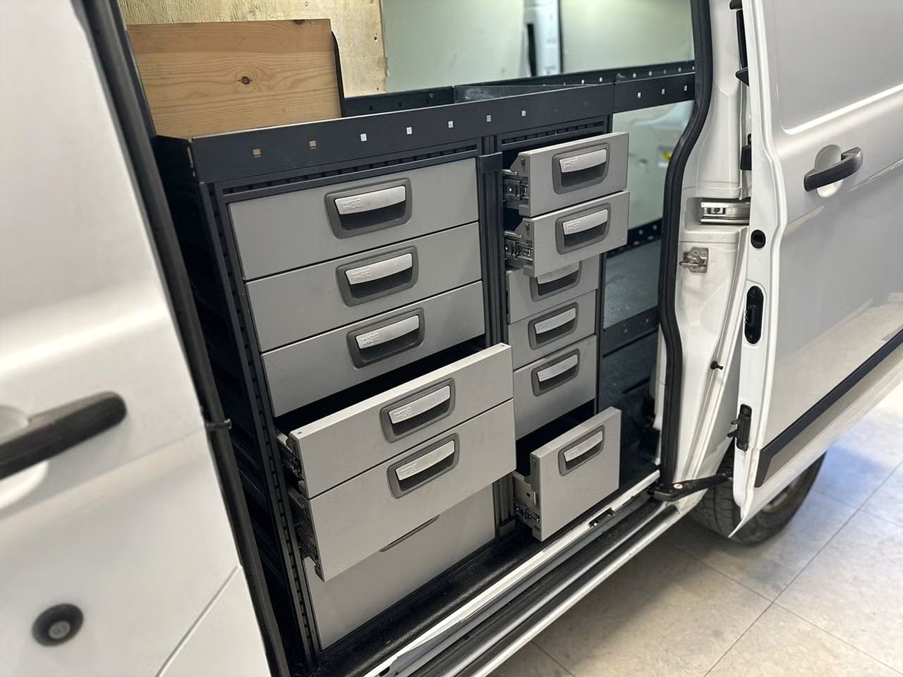 Ford Transit Custom 290 2.0 TDCi SelectShift, 130hk, 2017