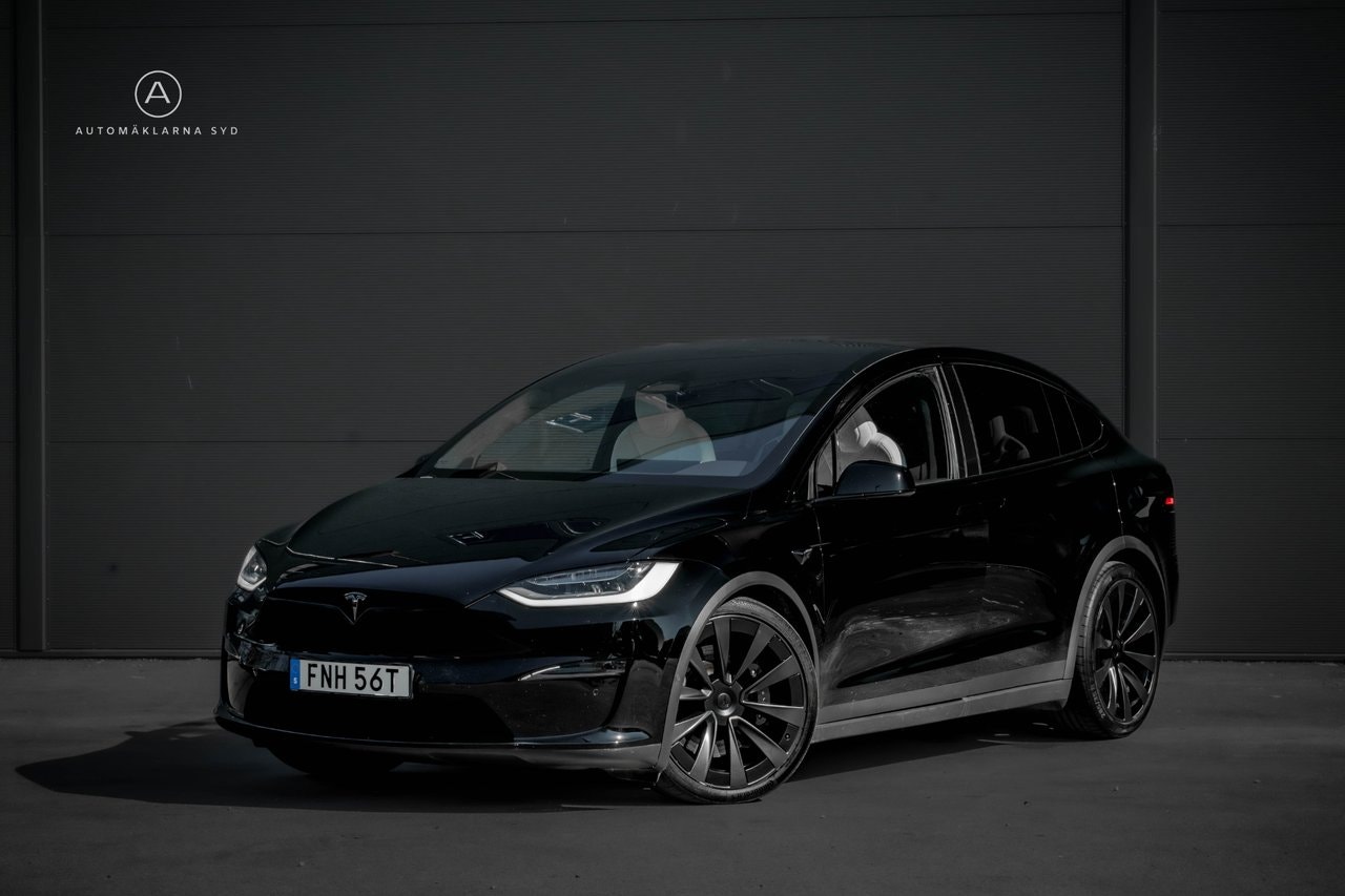 Tesla Model 1020 л.с.
