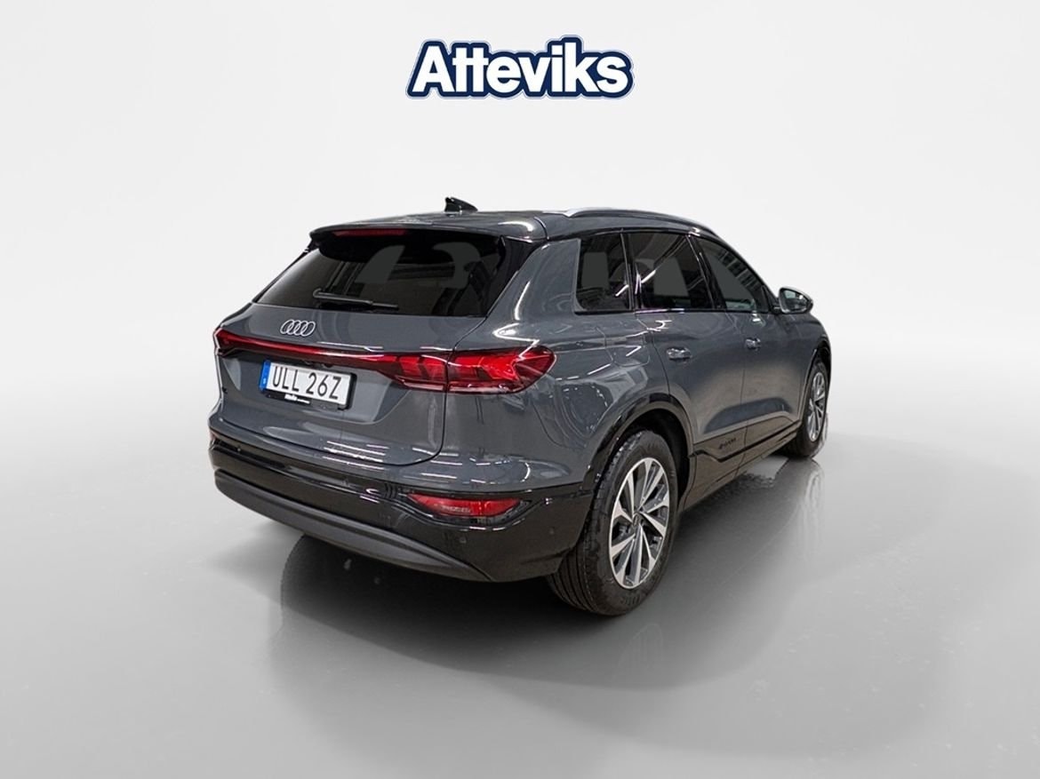 Audi Q6 e-tron, 252hp, 2025