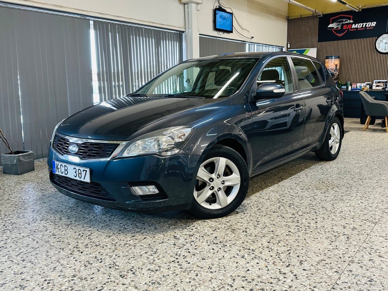 Kia cee'd 1.6 CRDi Automatic, 4-trins, 115ps, 2010