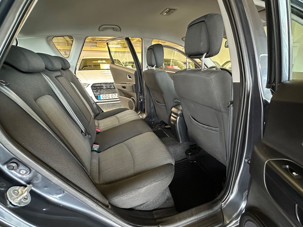 Kia cee'd 1.6 CRDi Automatic, 4-trins, 115ps, 2010