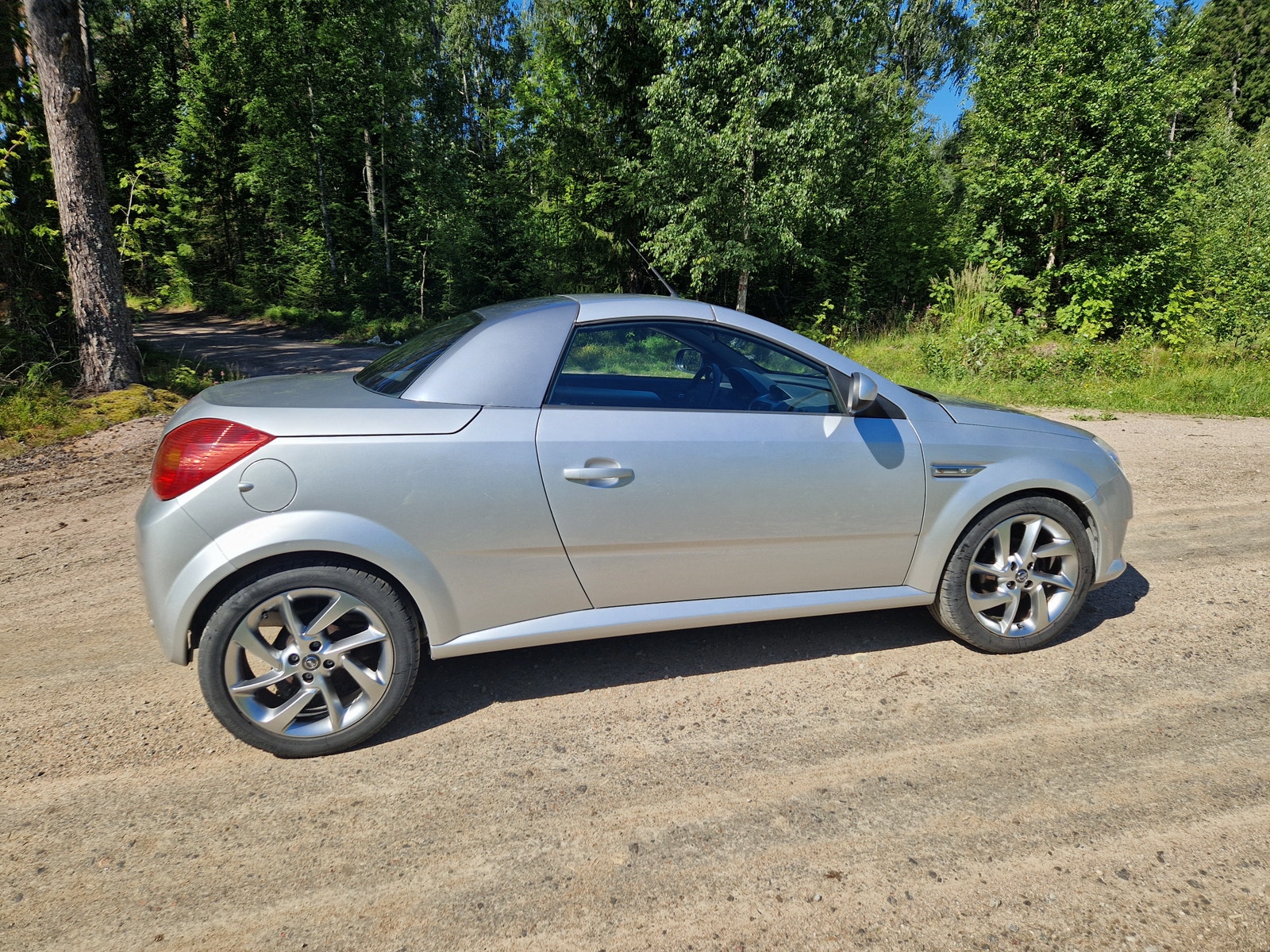 Opel Tigra TwinTop 1.3 CDTI Manual, 5-trins, 70ps, 2005