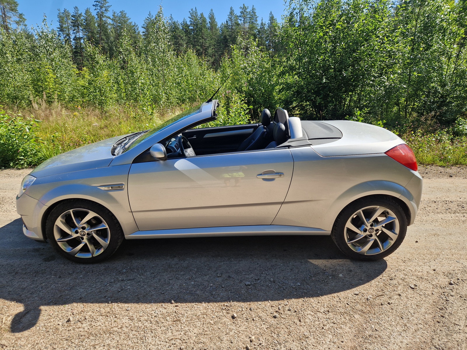 Opel Tigra TwinTop 1.3 CDTI Manual, 5-trins, 70ps, 2005