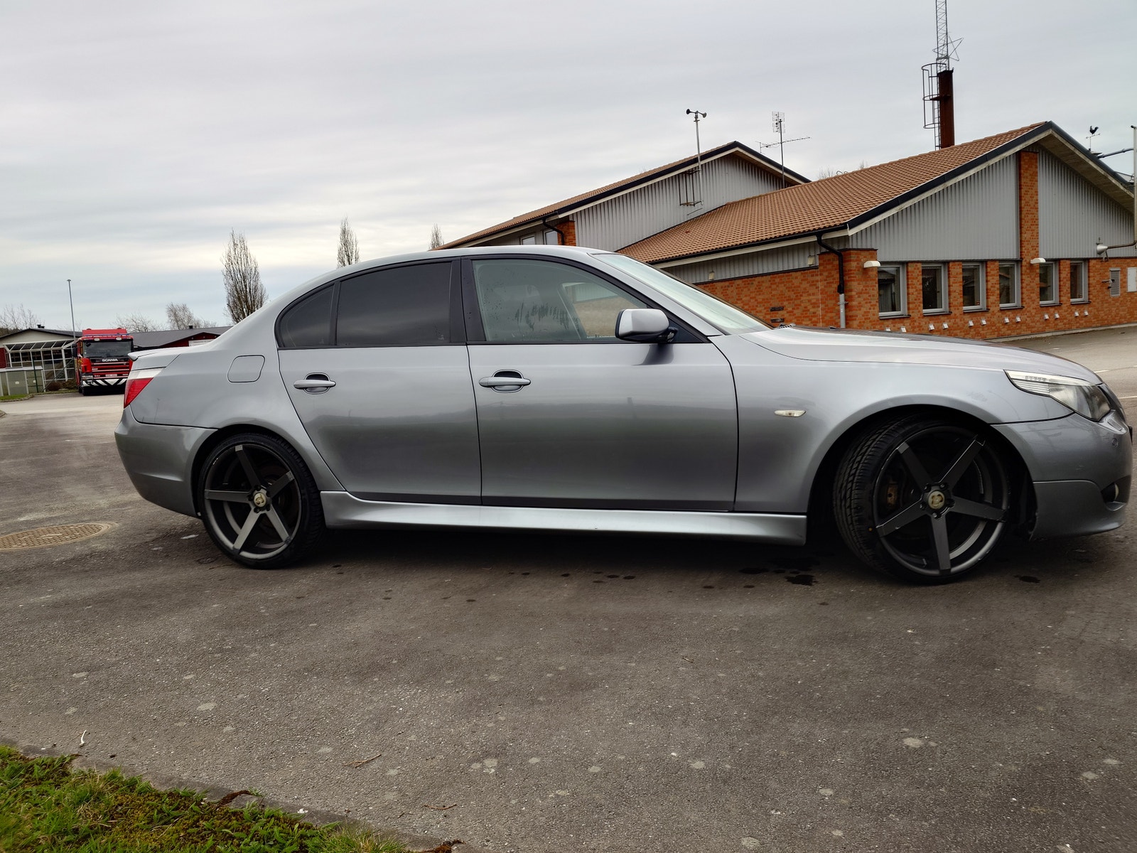 BMW 530i Sedan Manual, 231hp, 2004