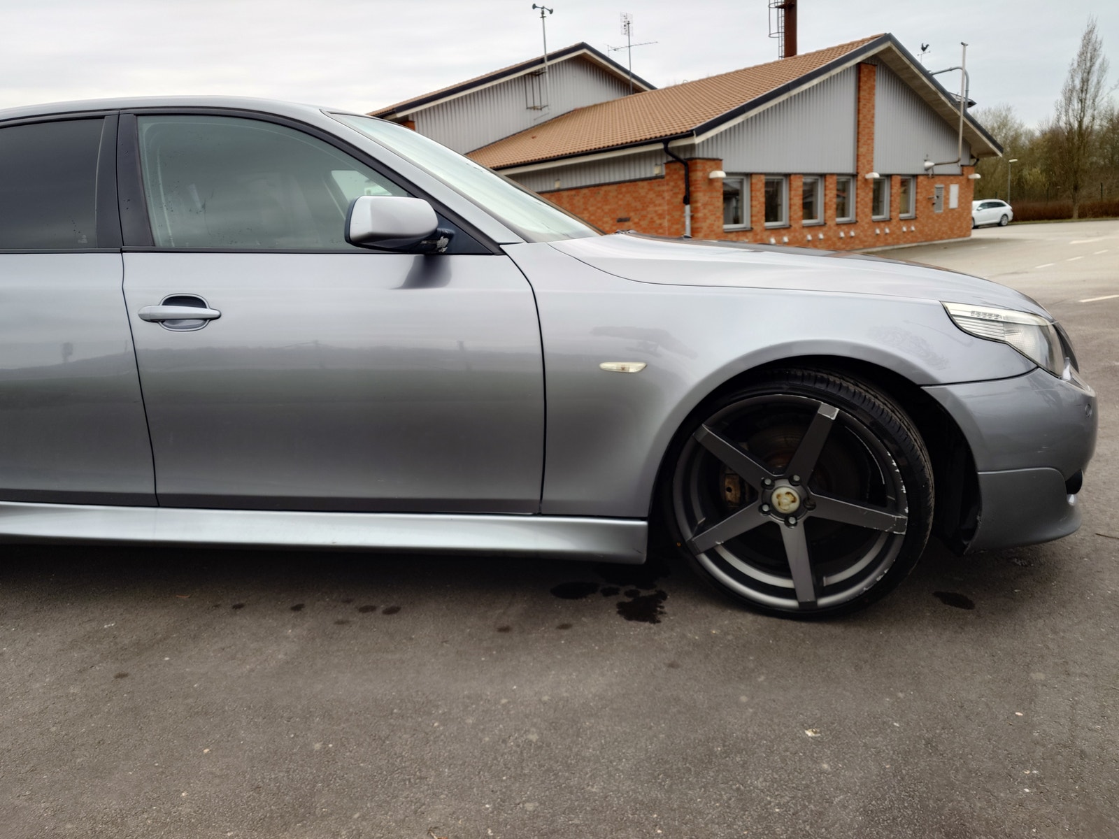 BMW 530i Sedan Manual, 231hp, 2004