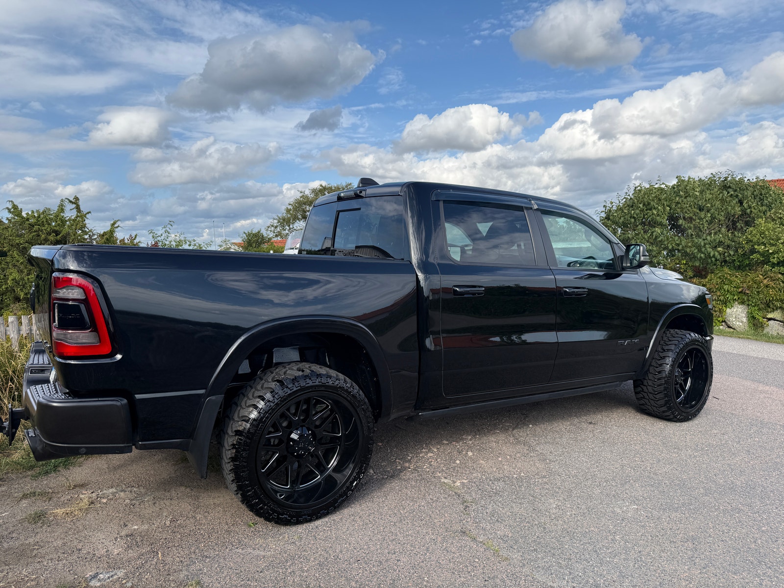 RAM 1500 Crew Cab 5.7 V8 HEMI Flex Fuel 4x4 TorqueFlite, 395hk, 2021