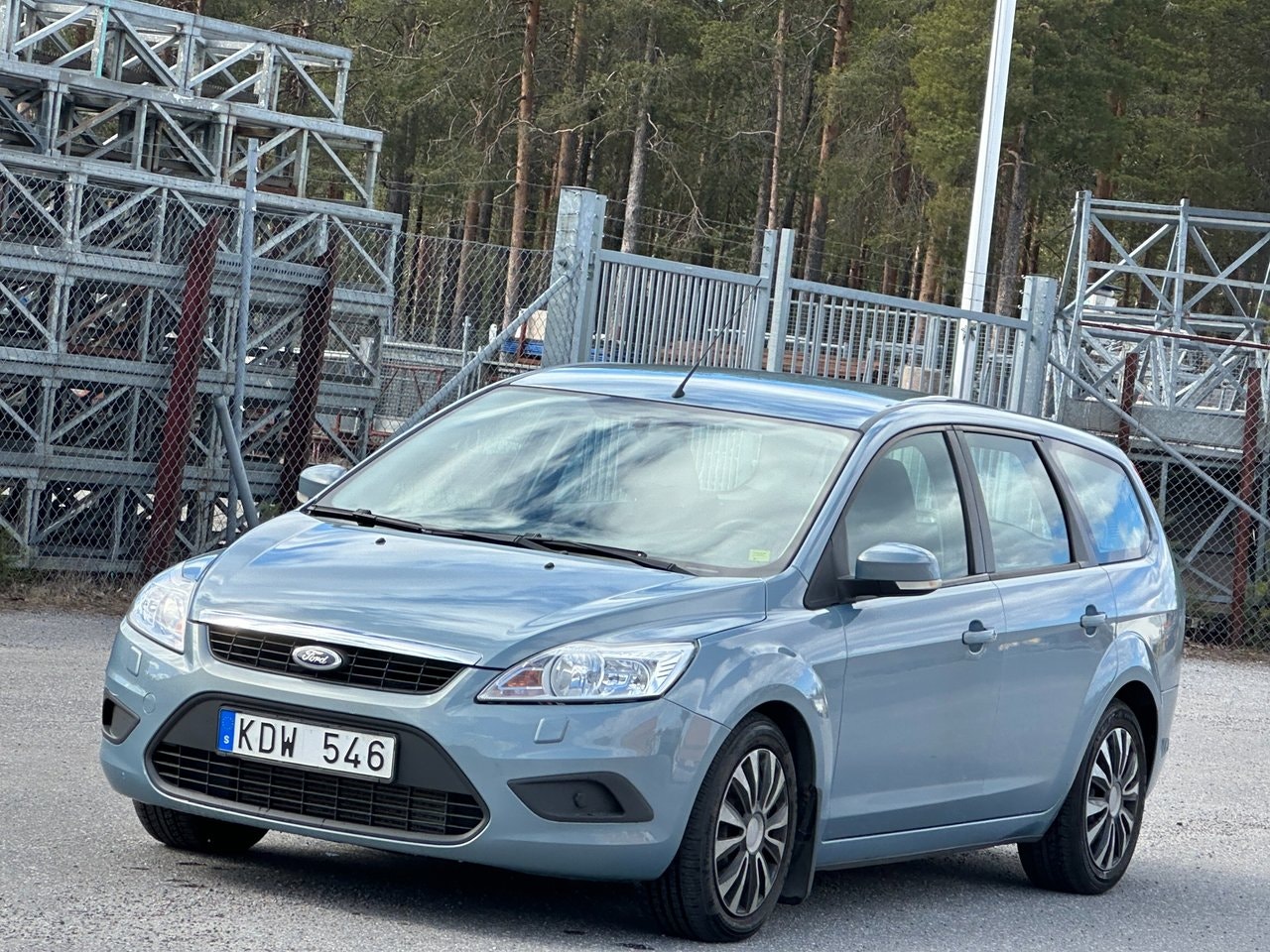 Begagnad Ford Focus Kombi 1.6 TDCi Trend till salu Luleå