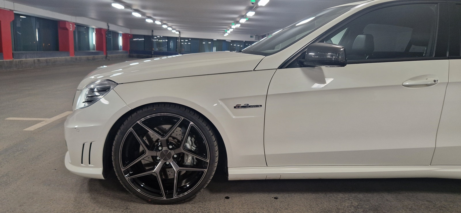 Mercedes-Benz E 63 AMG AMG SpeedShift MCT 7-trins, 525ps, 2010