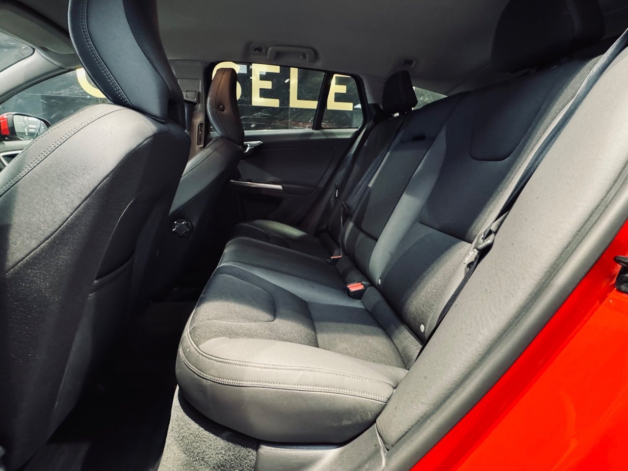 Volvo V60 T5 Powershift, 240hp, 2012