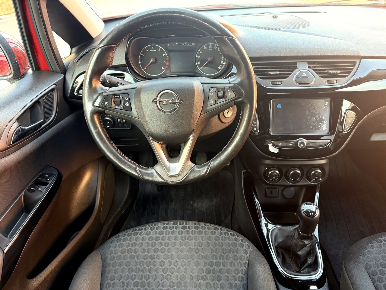 Opel Corsa — bild 8 av 11