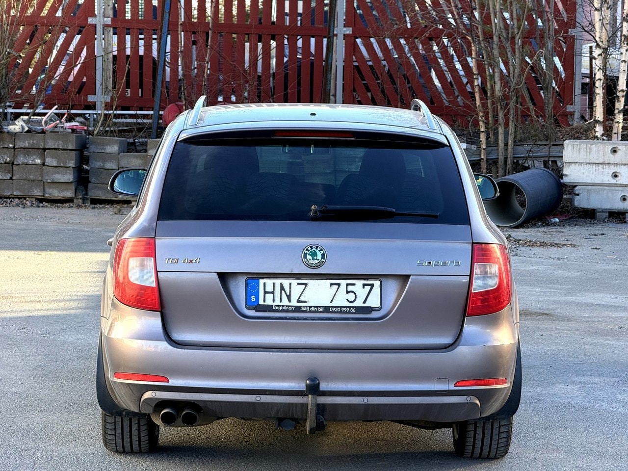 Skoda Superb Kombi 2.0 TDI — bild 5 av 9
