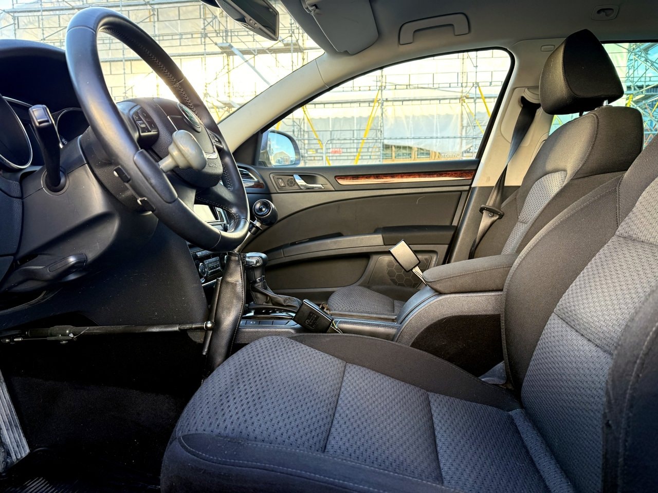 Skoda Superb Kombi 2.0 TDI — bild 9 av 9