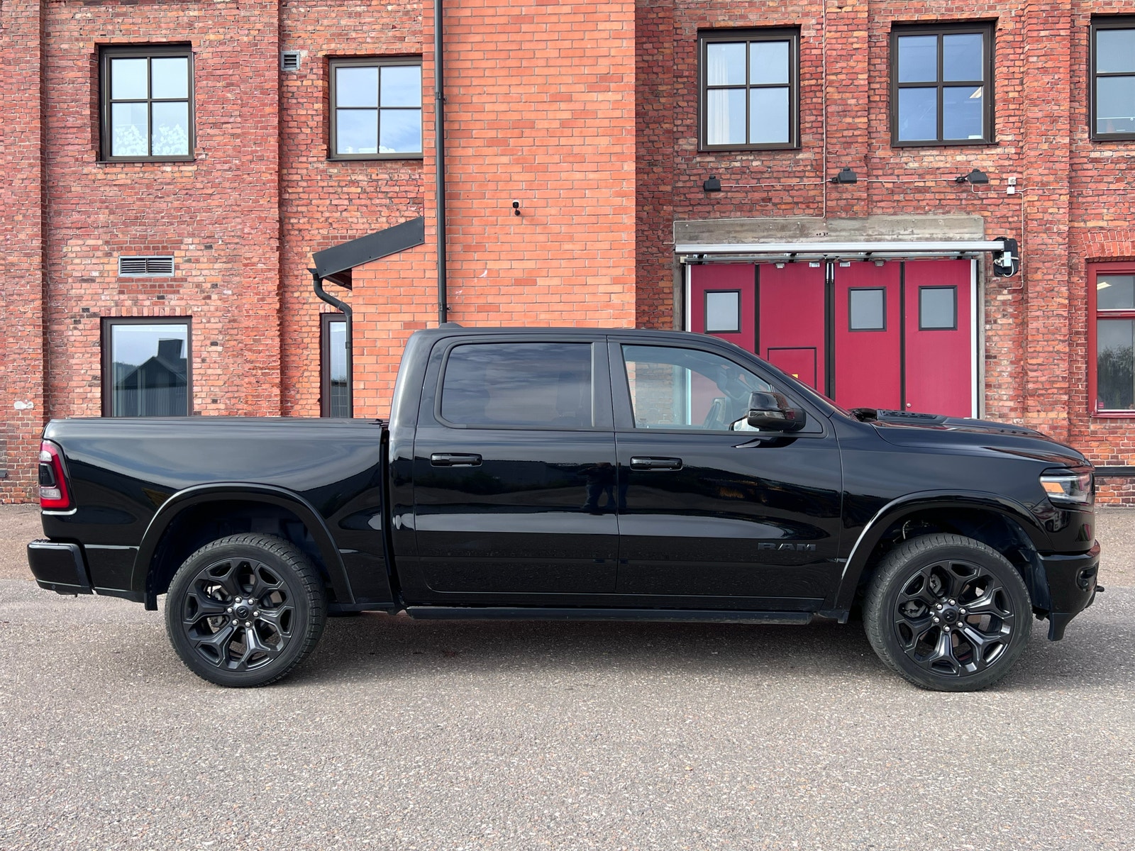 RAM 1500 Crew Cab 5.7 V8 HEMI Flex Fuel 4x4 TorqueFlite, 395hk, 2023