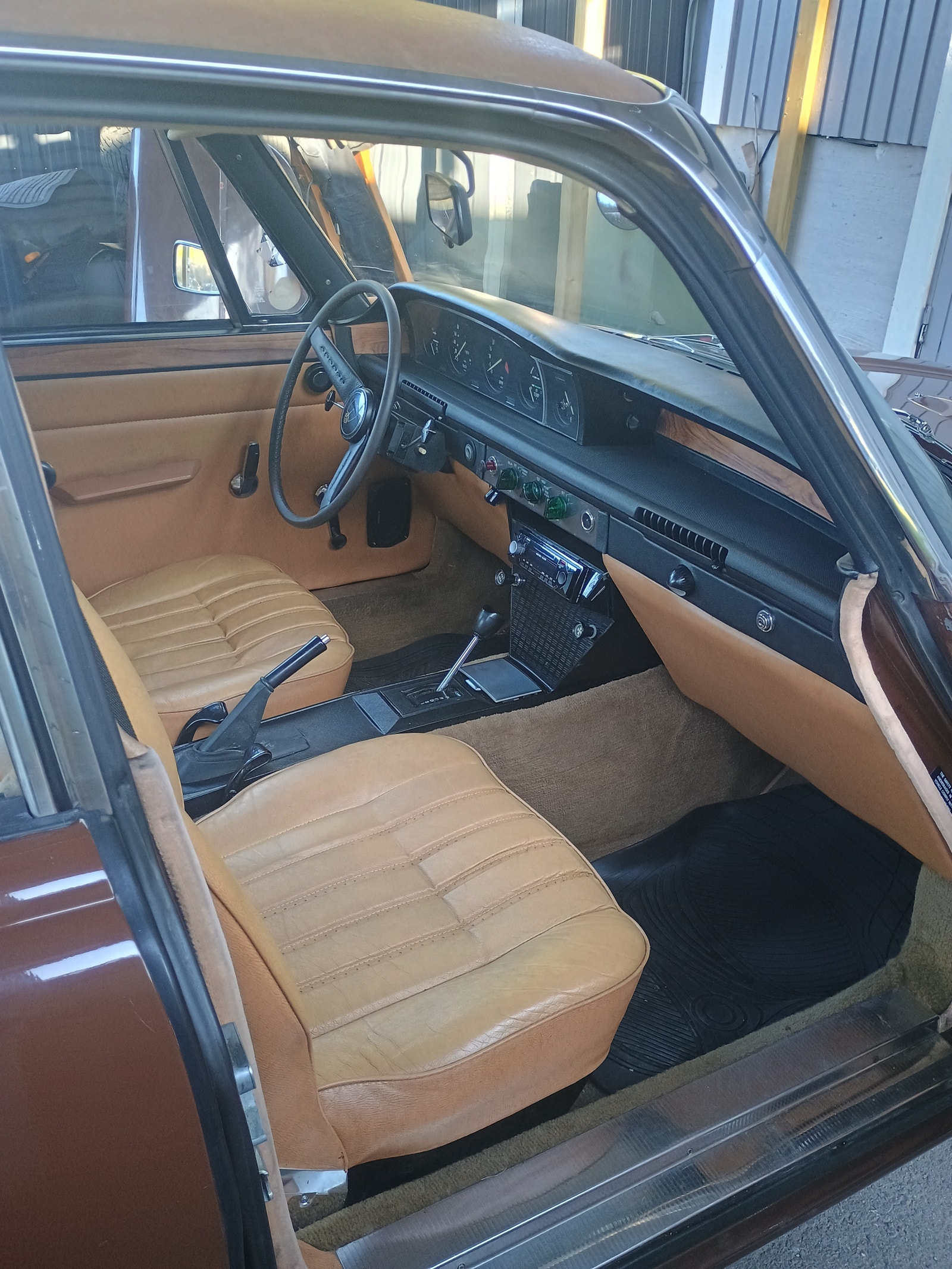 Rover 3500 3.5 V8 Automatisk, 145hk, 1975