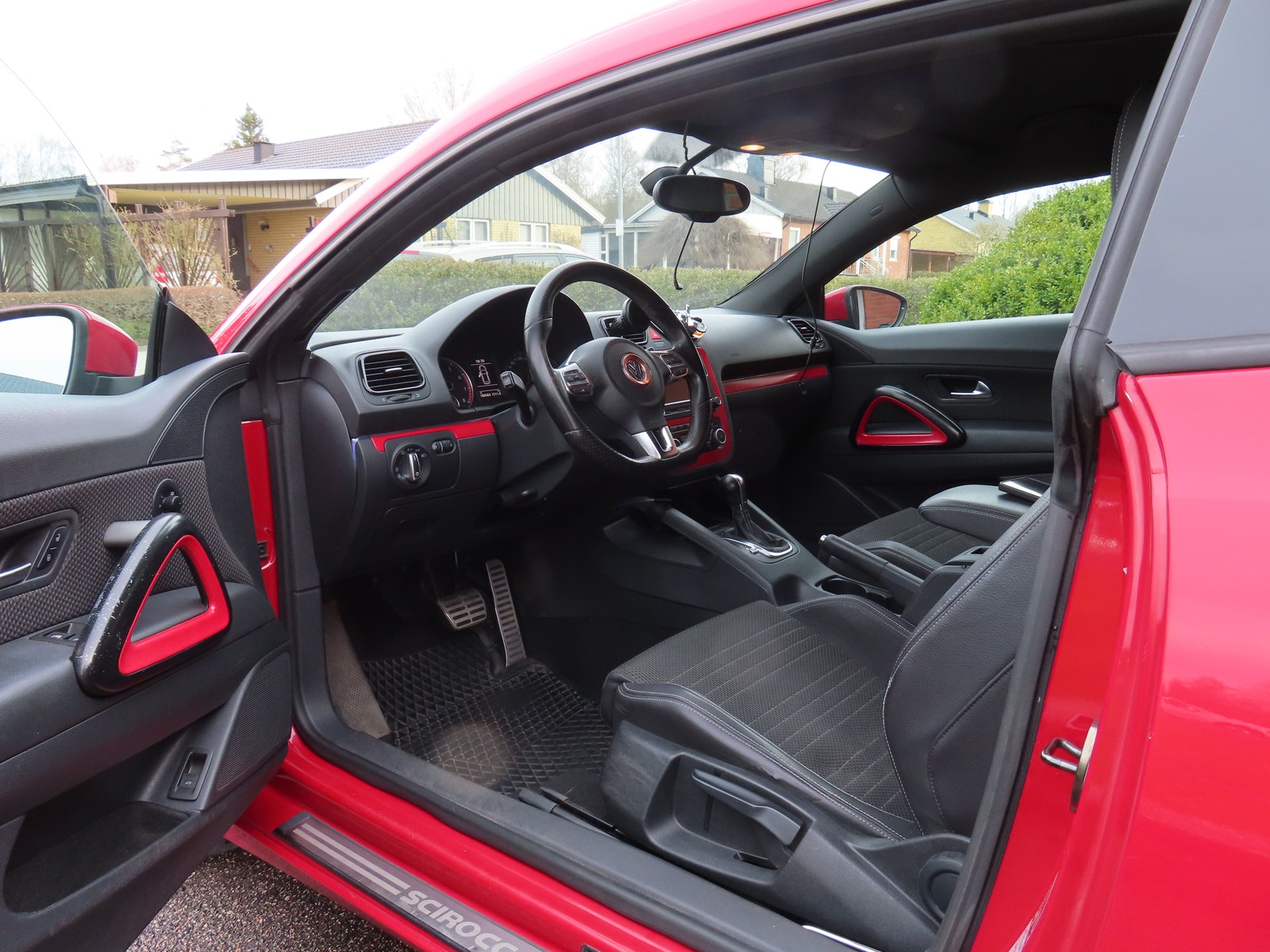 Volkswagen Scirocco 1.4 TSI DSG sekvensiell, 7-trinn, 160hk, 2011