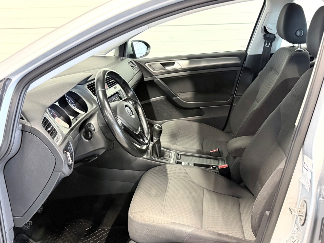 Volkswagen Golf 5-door 1.4 TSI BMT MultiFuel Manual, 125hp, 2015