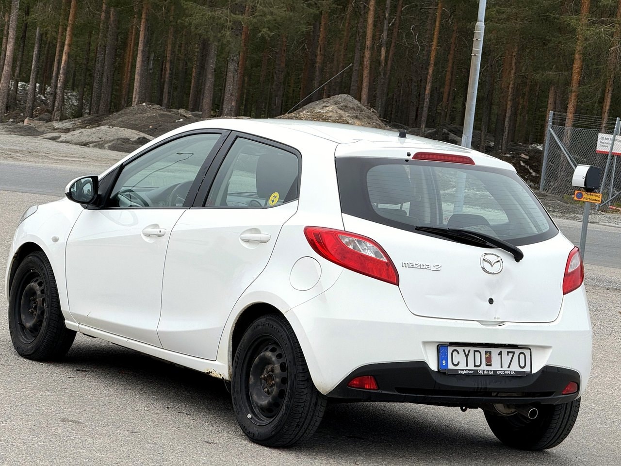 Mazda 2 5-dörrar 1.3 MZR Manuell — bild 7 av 10