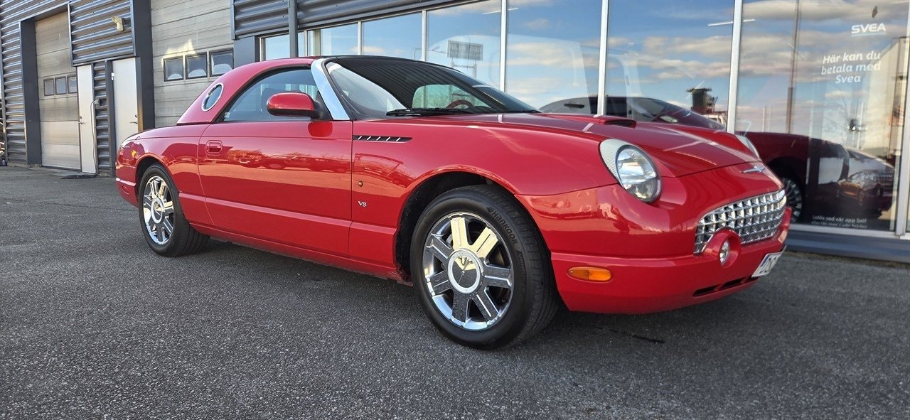 Ford Thunderbird 3.9 V8 Automatic, 284hp, 2004