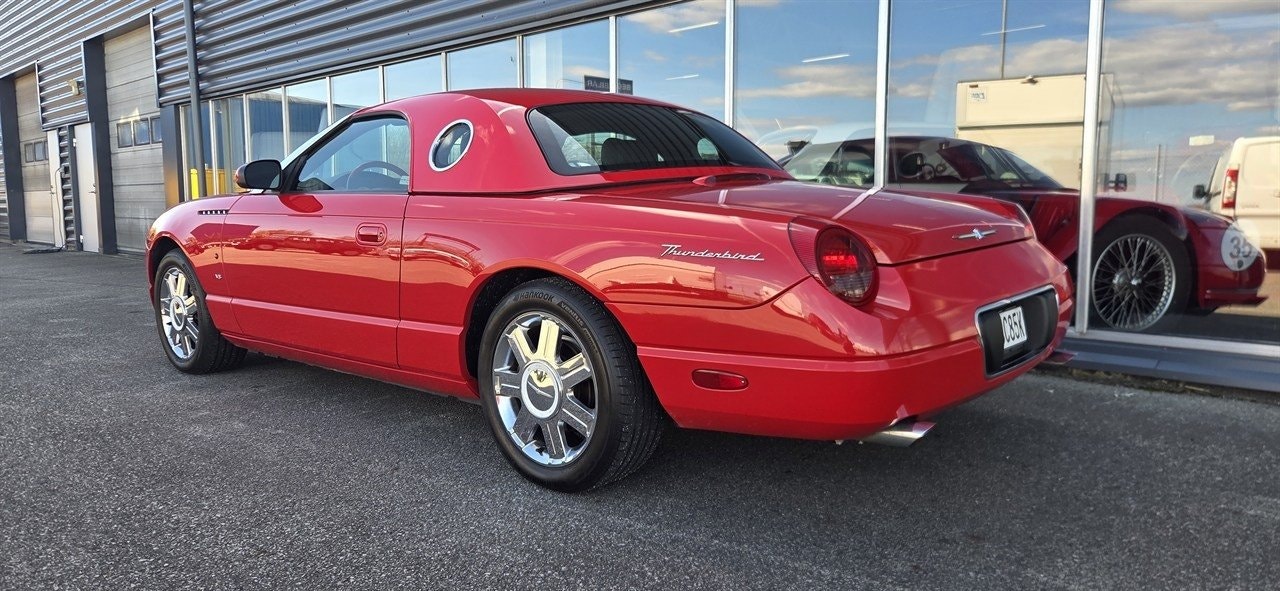 Ford Thunderbird 3.9 V8 Automatic, 284hp, 2004