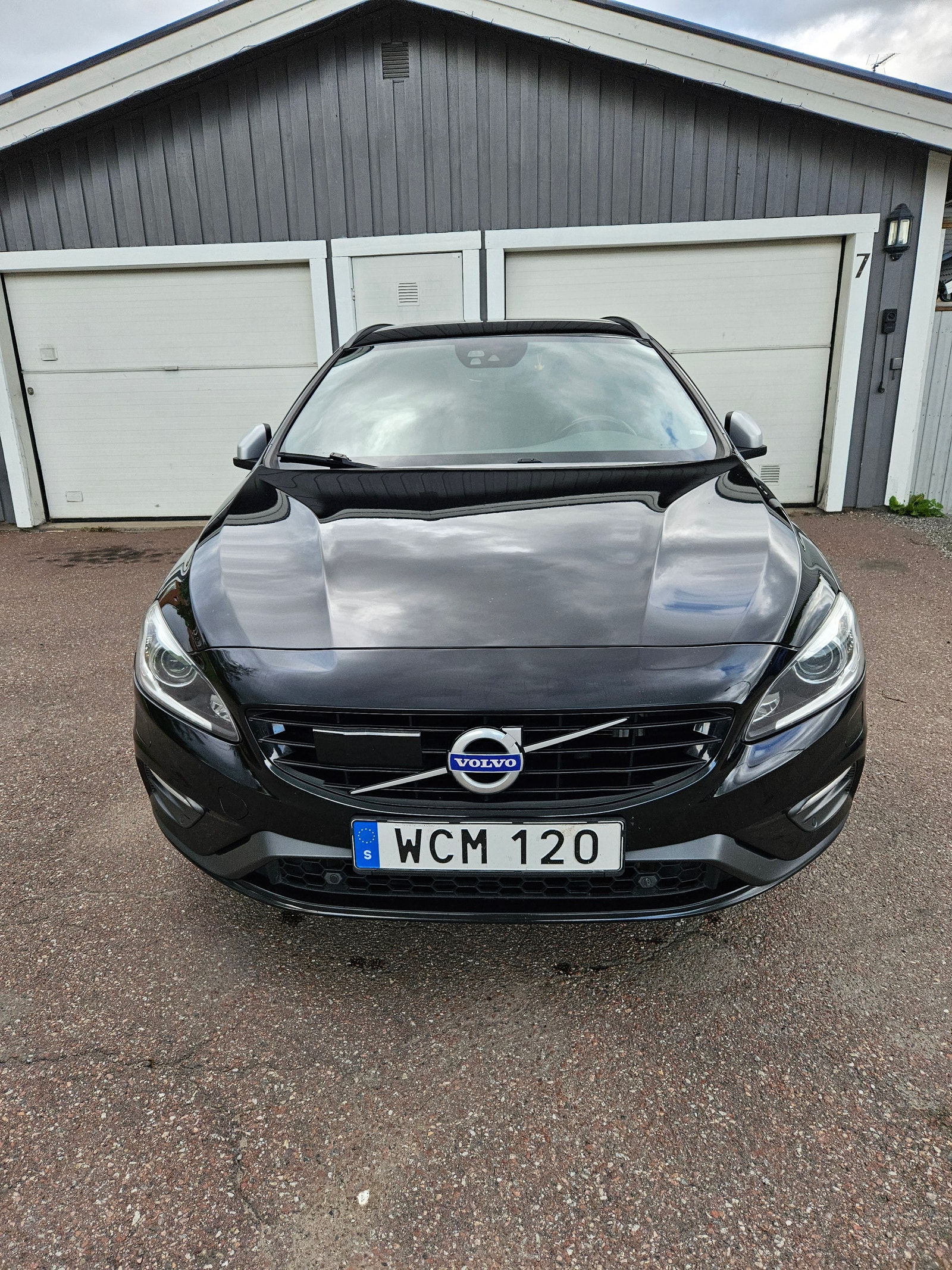 Volvo V60 D3 Manual, 6-trins, 150ps, 2017