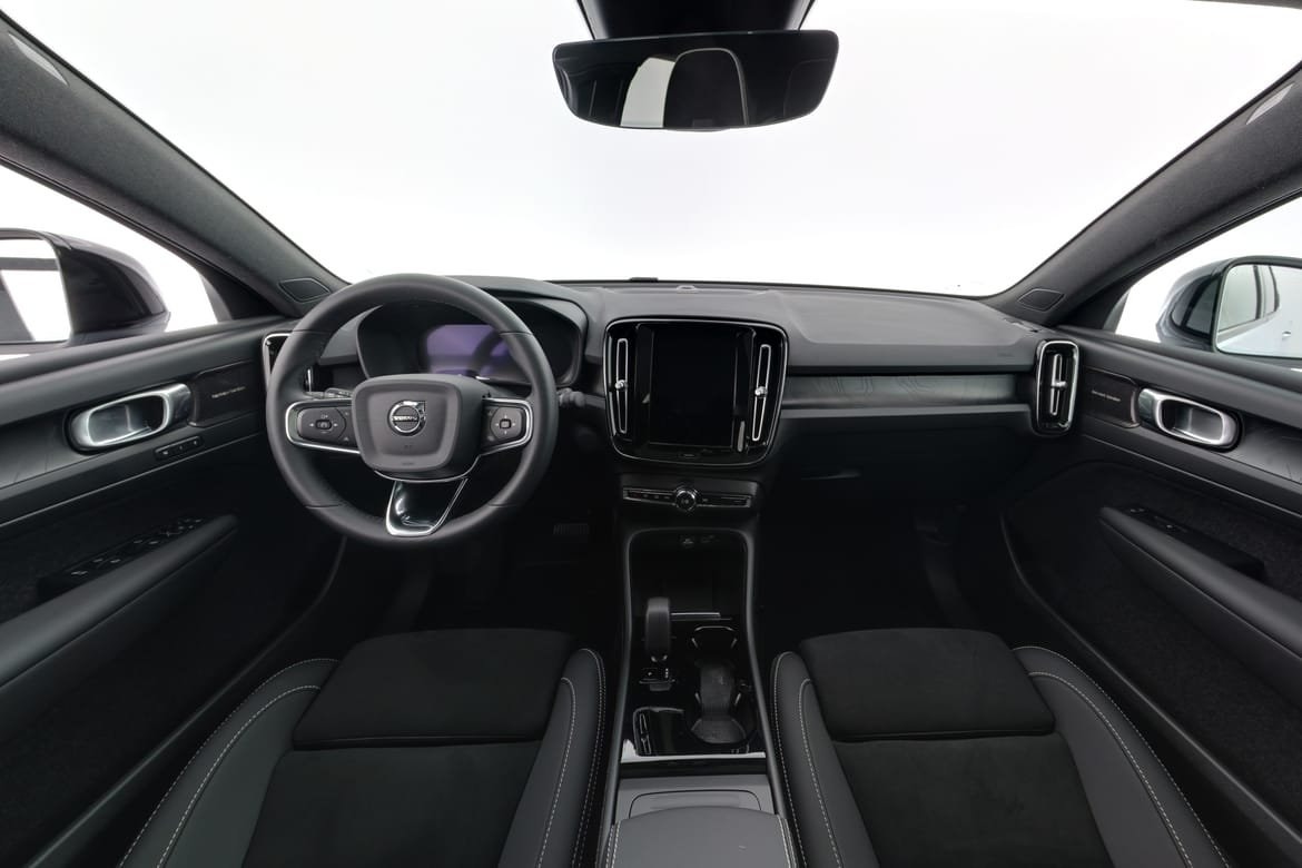 Volvo C40 Recharge Twin, 408hp, 2024