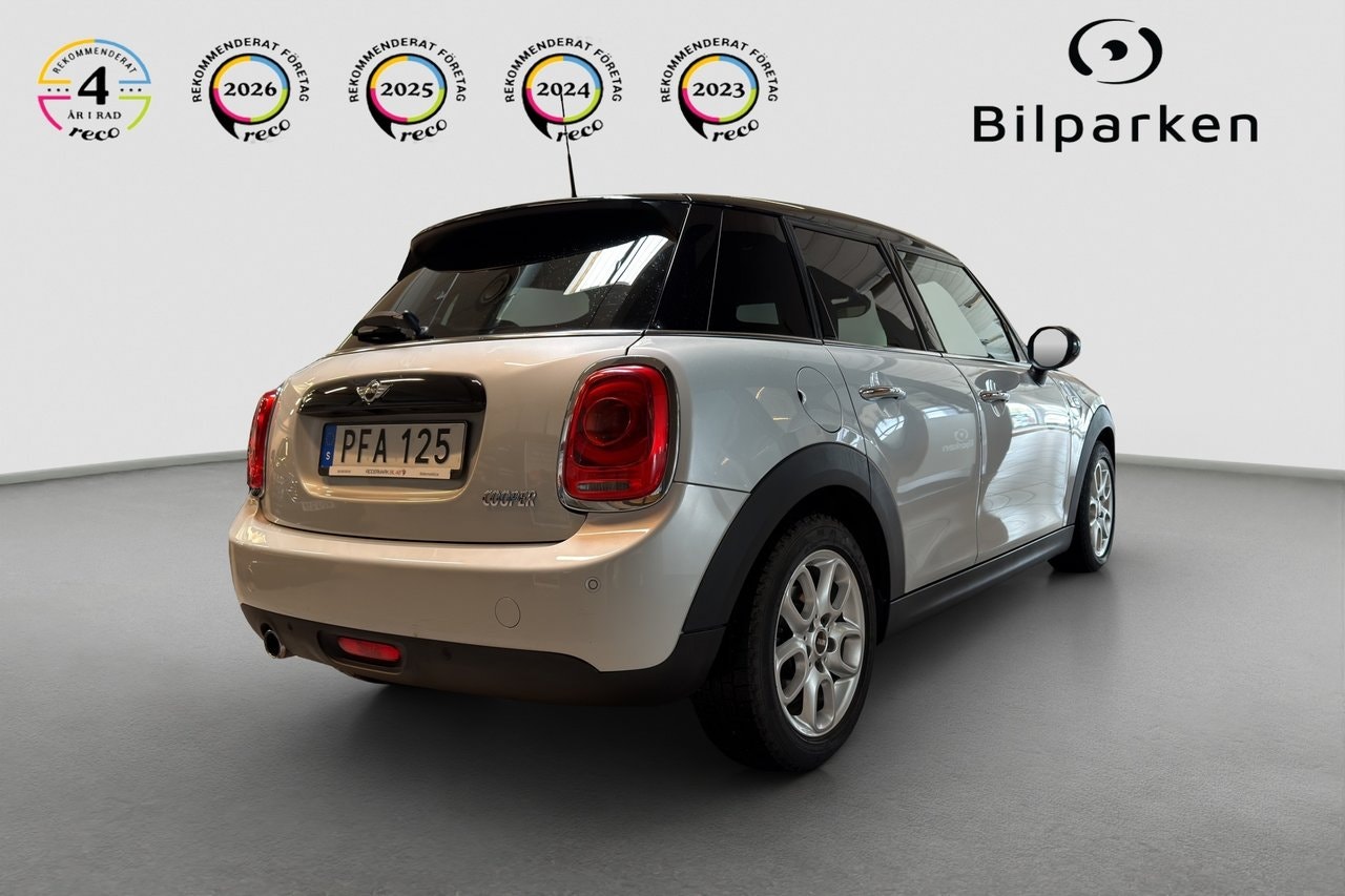 MINI Cooper 5-door Automatic, 136hp, 2017