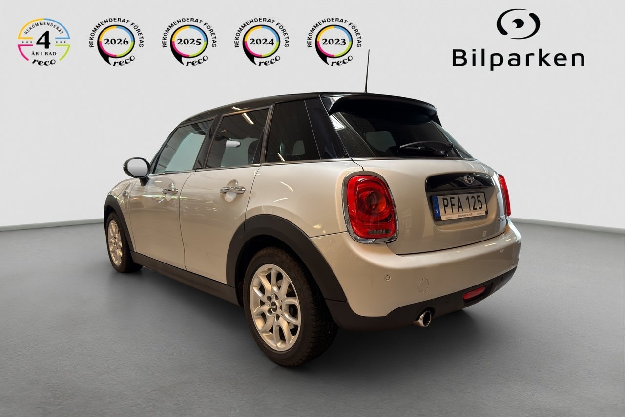 MINI Cooper 5-door Automatic, 136hp, 2017