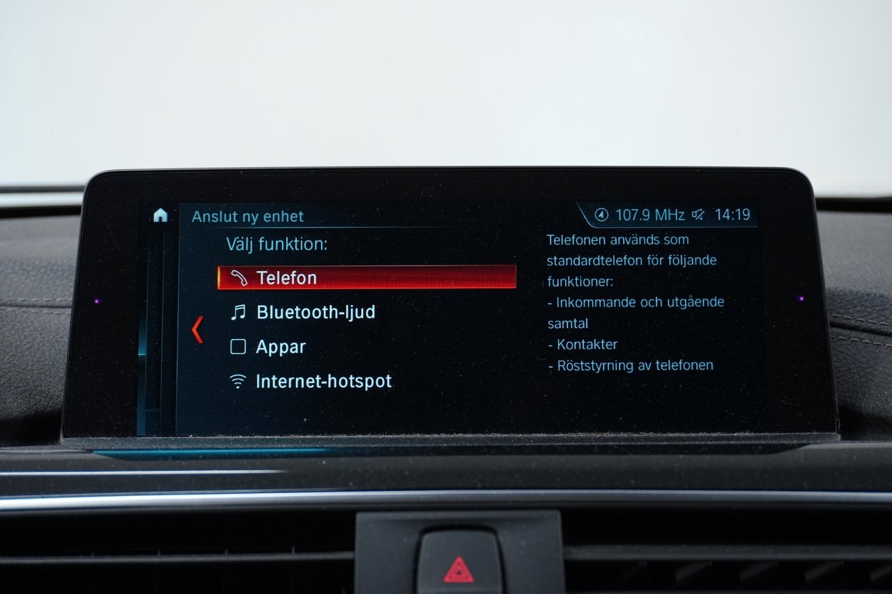 BMW 330e Sedan Steptronic, 252hp, 2018