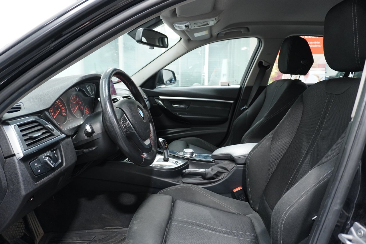BMW 330e Sedan Steptronic, 252hp, 2018
