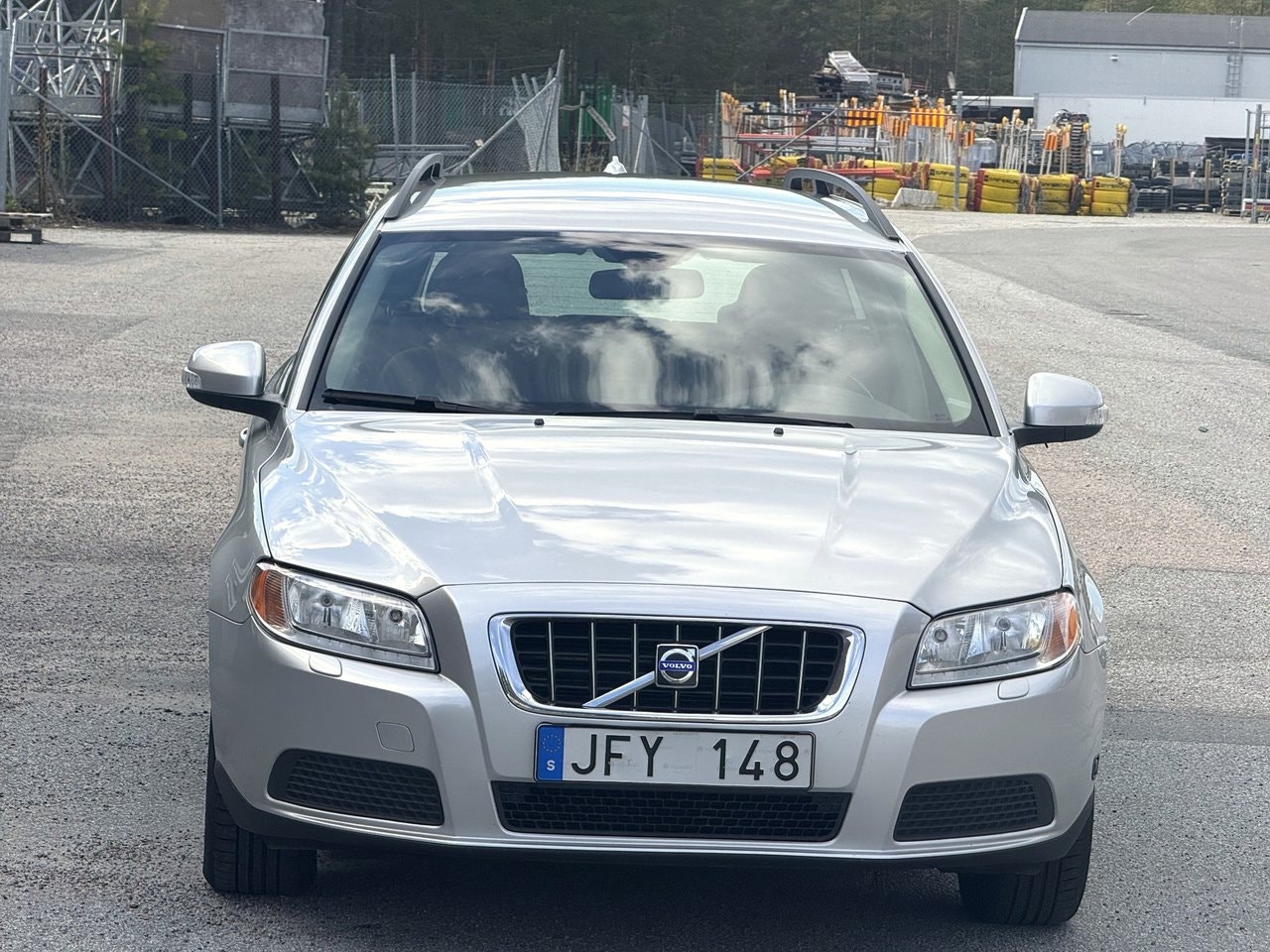 Volvo V70 — bild 7 av 12