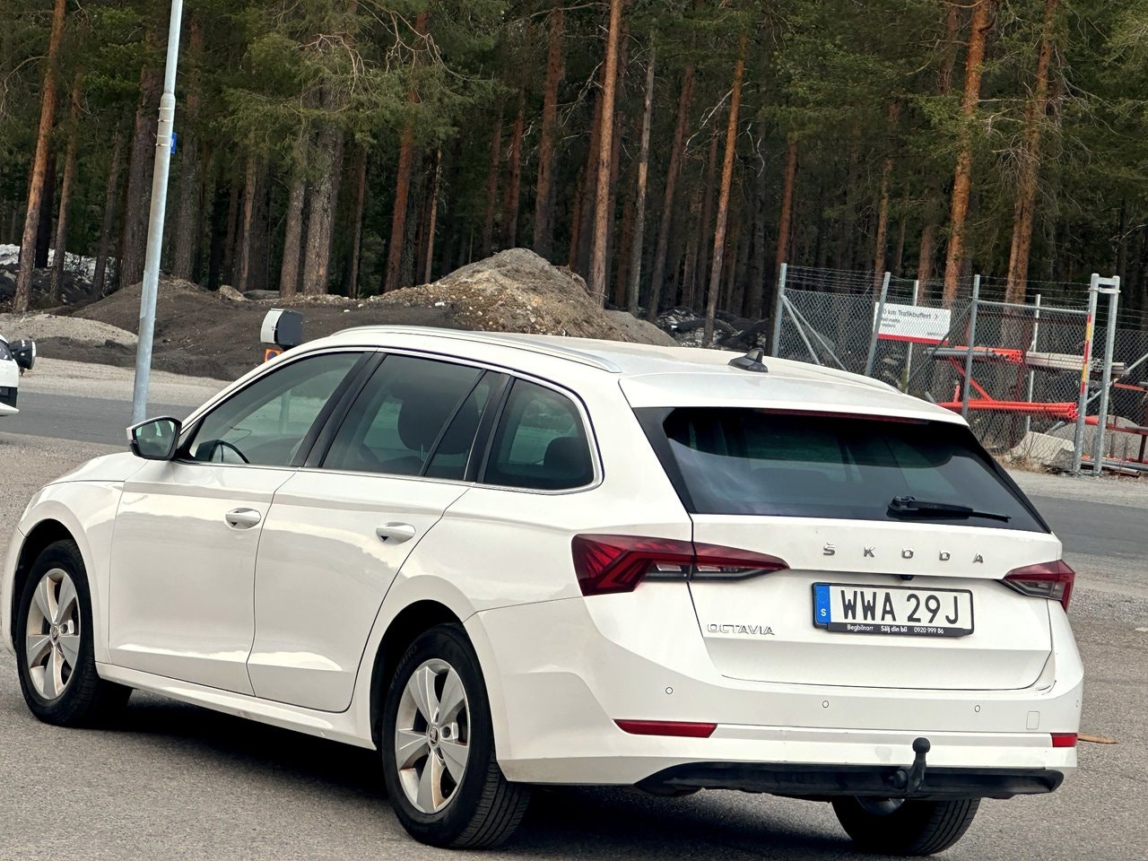 Skoda Octavia — bild 8 av 10