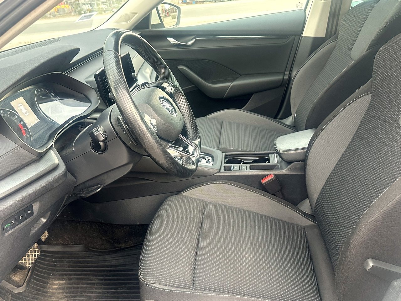 Skoda Octavia — bild 10 av 10
