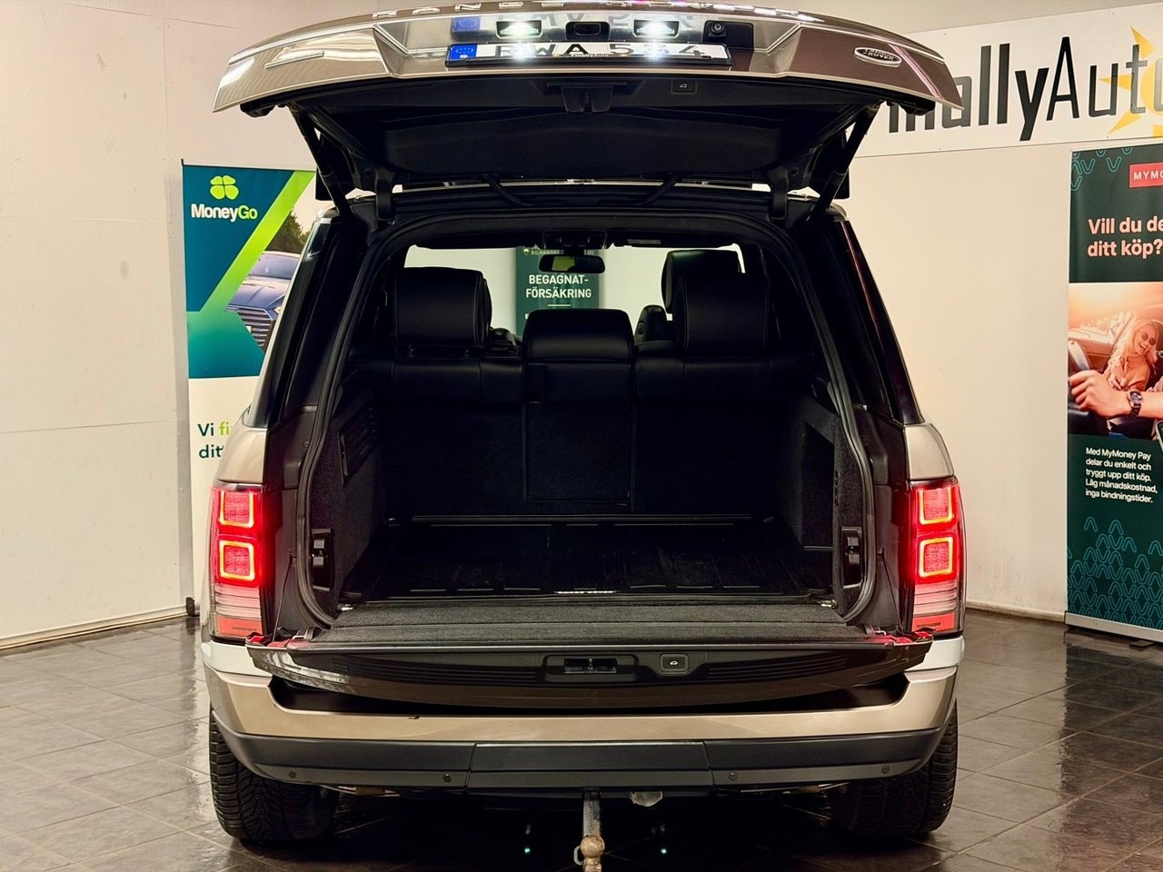 Land Rover Range Rover 4.4 SDV8 4WD Automatic, 8-trins, 340ps, 2015