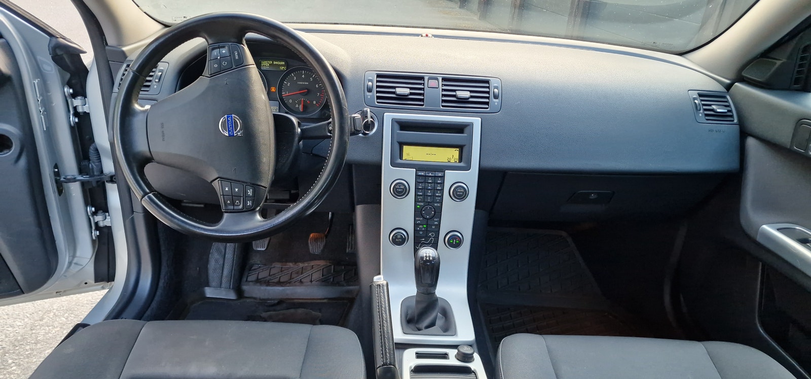 Volvo S40 2.0F Manual, 5-trins, 145ps, 2011