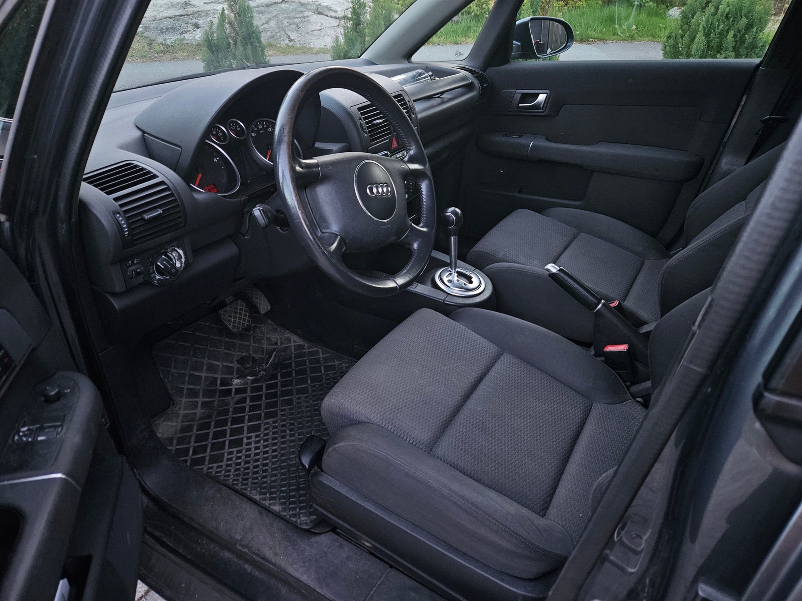Audi A2 1.2 TDI  Semi-Automatic, 61hp, 2003