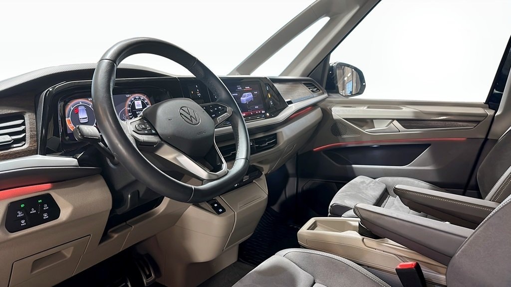 Volkswagen Multivan 2.0 TDI BMT DSG Sequential, 150hp, 2025