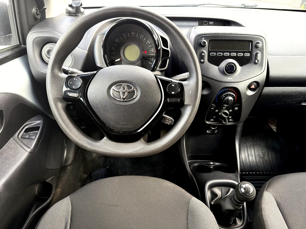 Toyota Aygo — bild 10 av 12