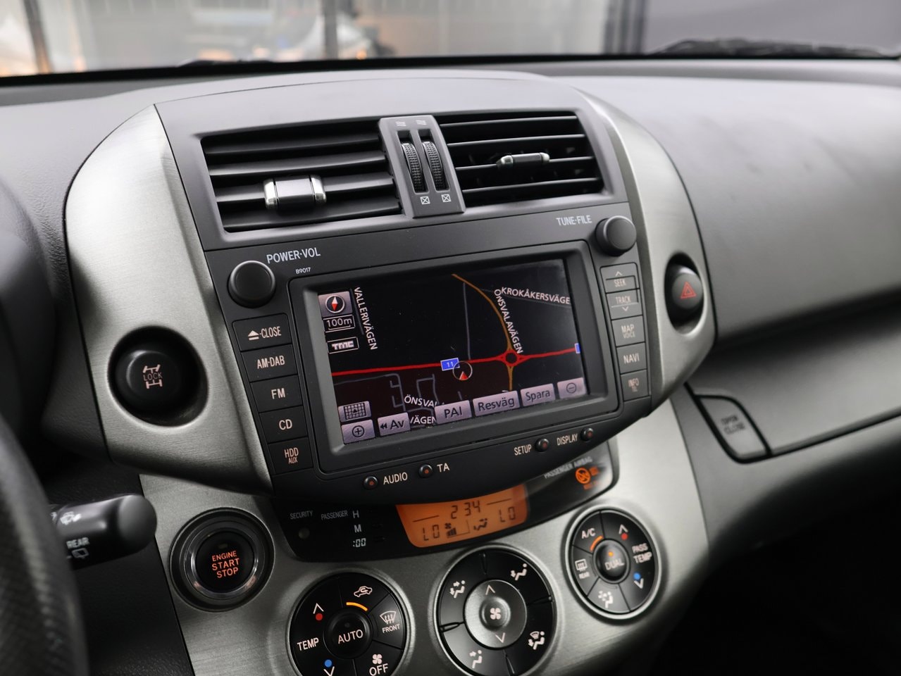 Toyota RAV4 2.2 D-4D AWD Automatic, 6-trins, 150ps, 2011