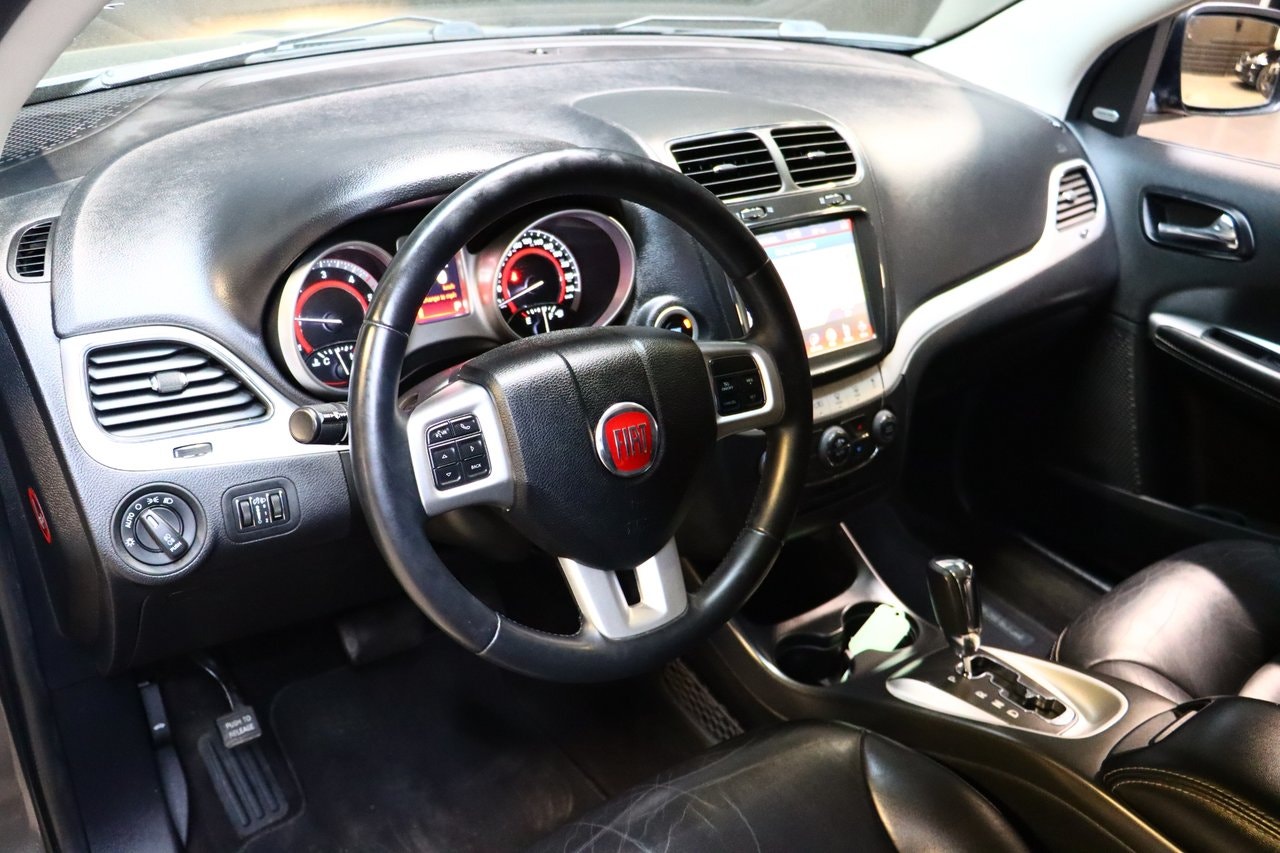 Fiat Freemont 2.0 Multijet AWD | 170 ch | BVA | 7 places | GPS | Caméra de recul | Hi-fi Alpine | Sièges chauffants | Lecteur DVD