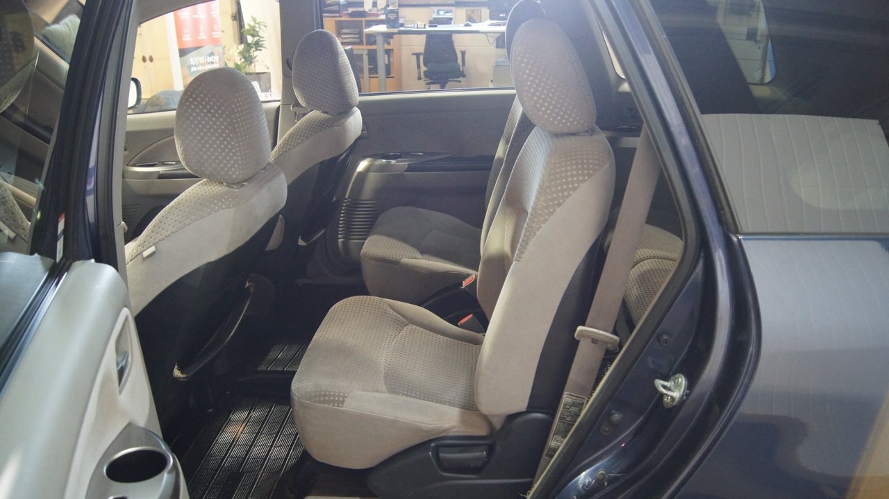 Mitsubishi Grandis 6-seater 2.4 MIVEC Manual, 165hp, 2004