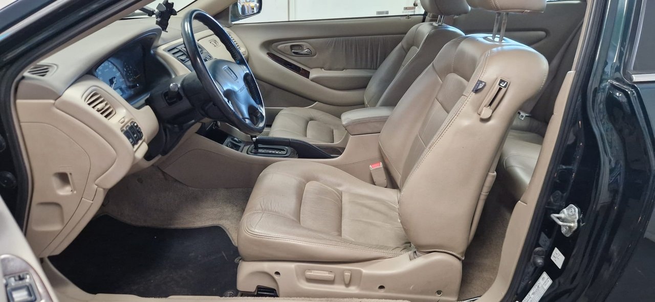 Honda Accord Coupé 3.0 V6 Automatic, 200hp, 2000