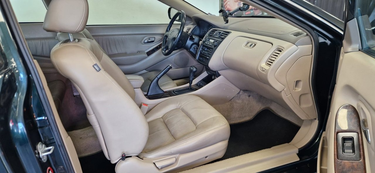 Honda Accord Coupé 3.0 V6 Automatic, 200hp, 2000