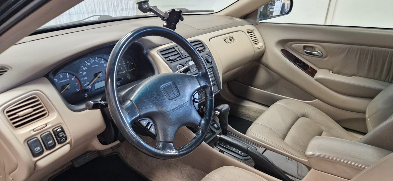 Honda Accord Coupé 3.0 V6 Automatic, 200hp, 2000