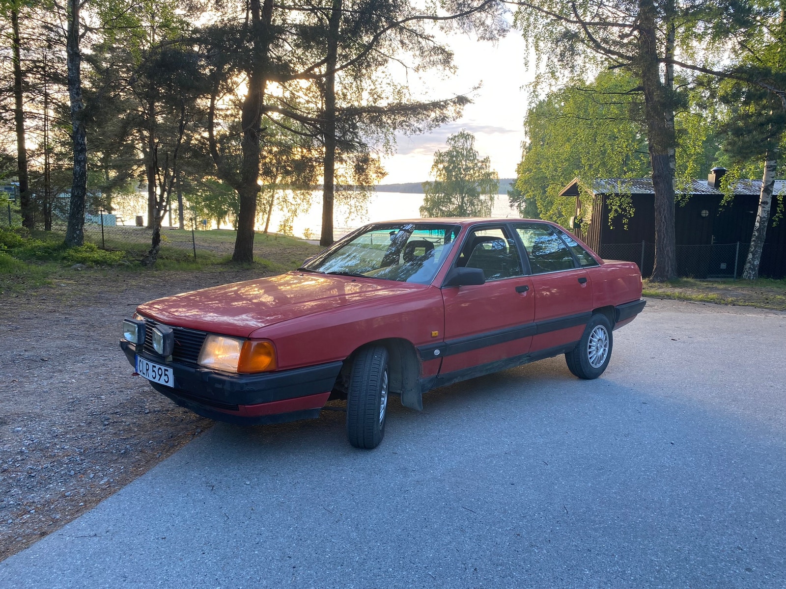 Audi 100 2.3 E Manuell, 5-trinn, 136hk, 1989