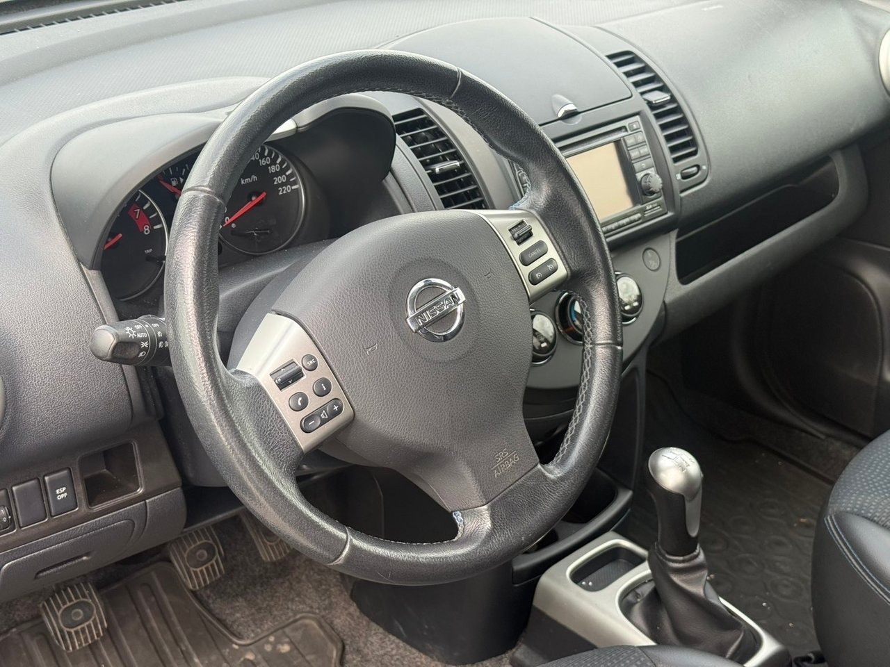Nissan Note 1.6 Manual, 110hp, 2013