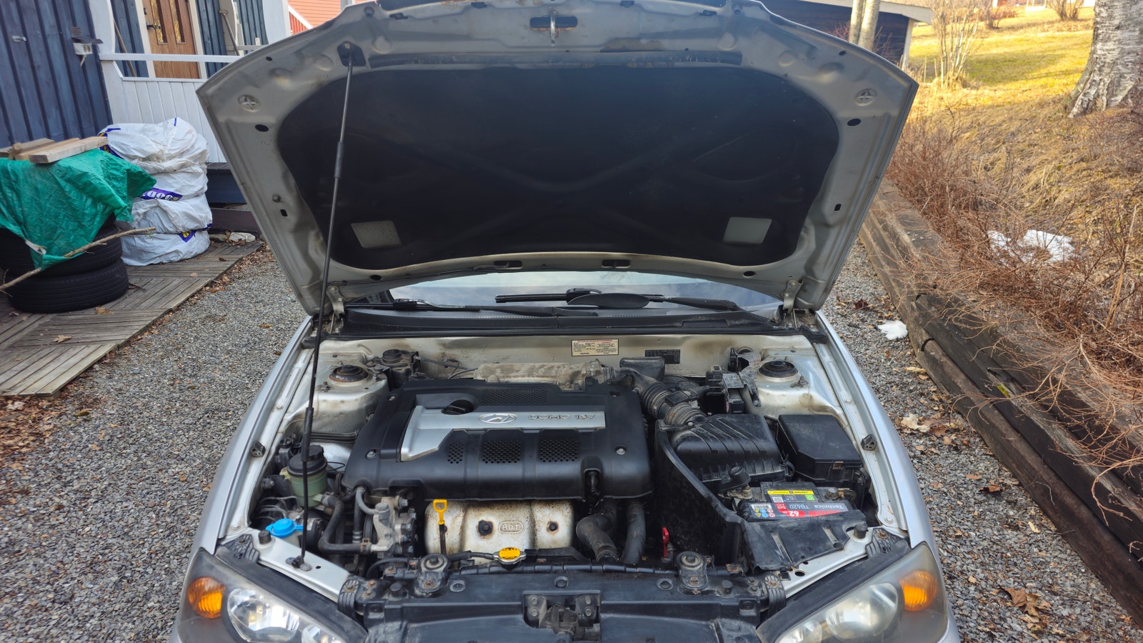 Hyundai Elantra Hatchback 2.0 Automatic, 143hp, 2004