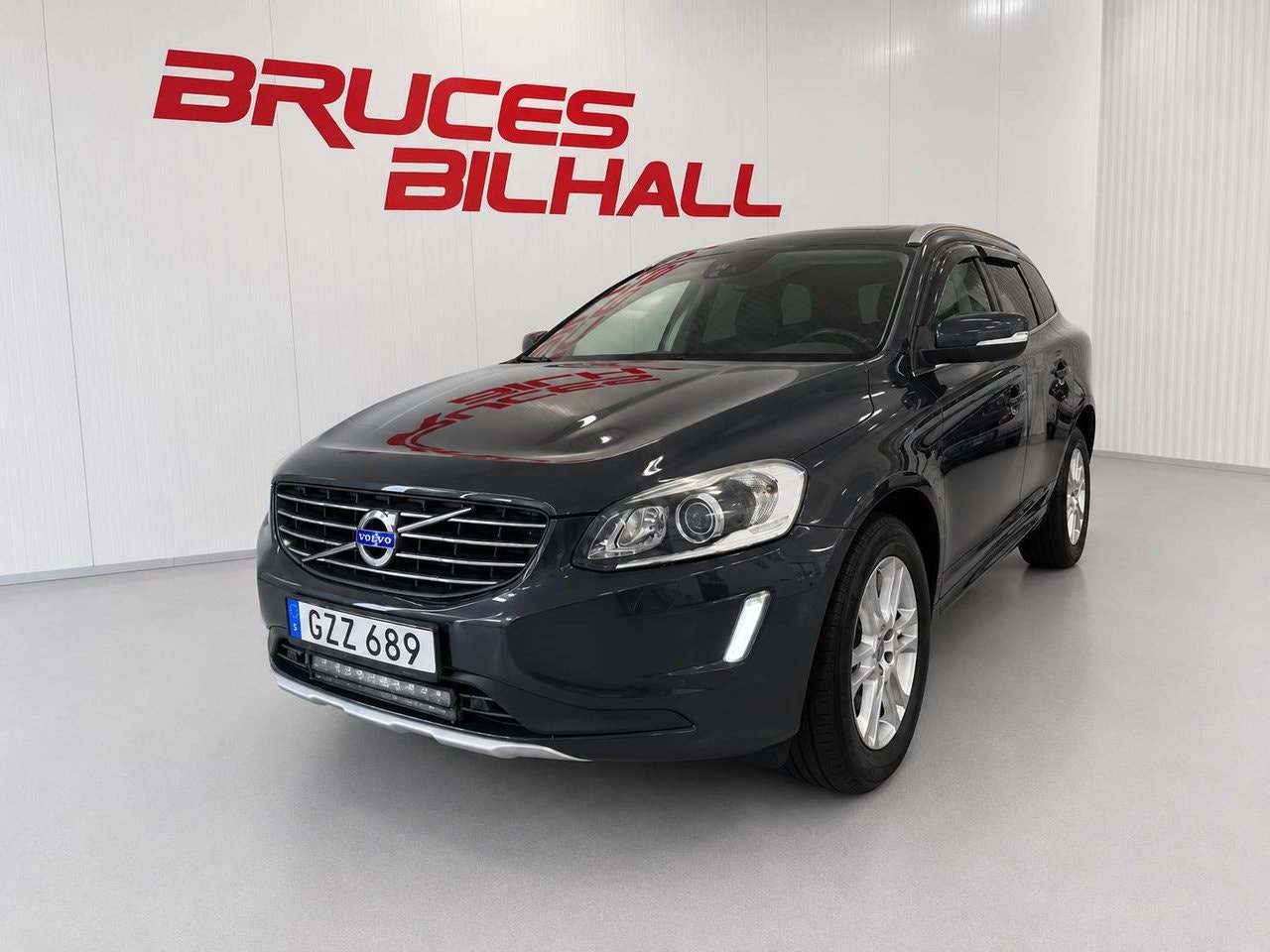 Volvo XC60 215 л.с.