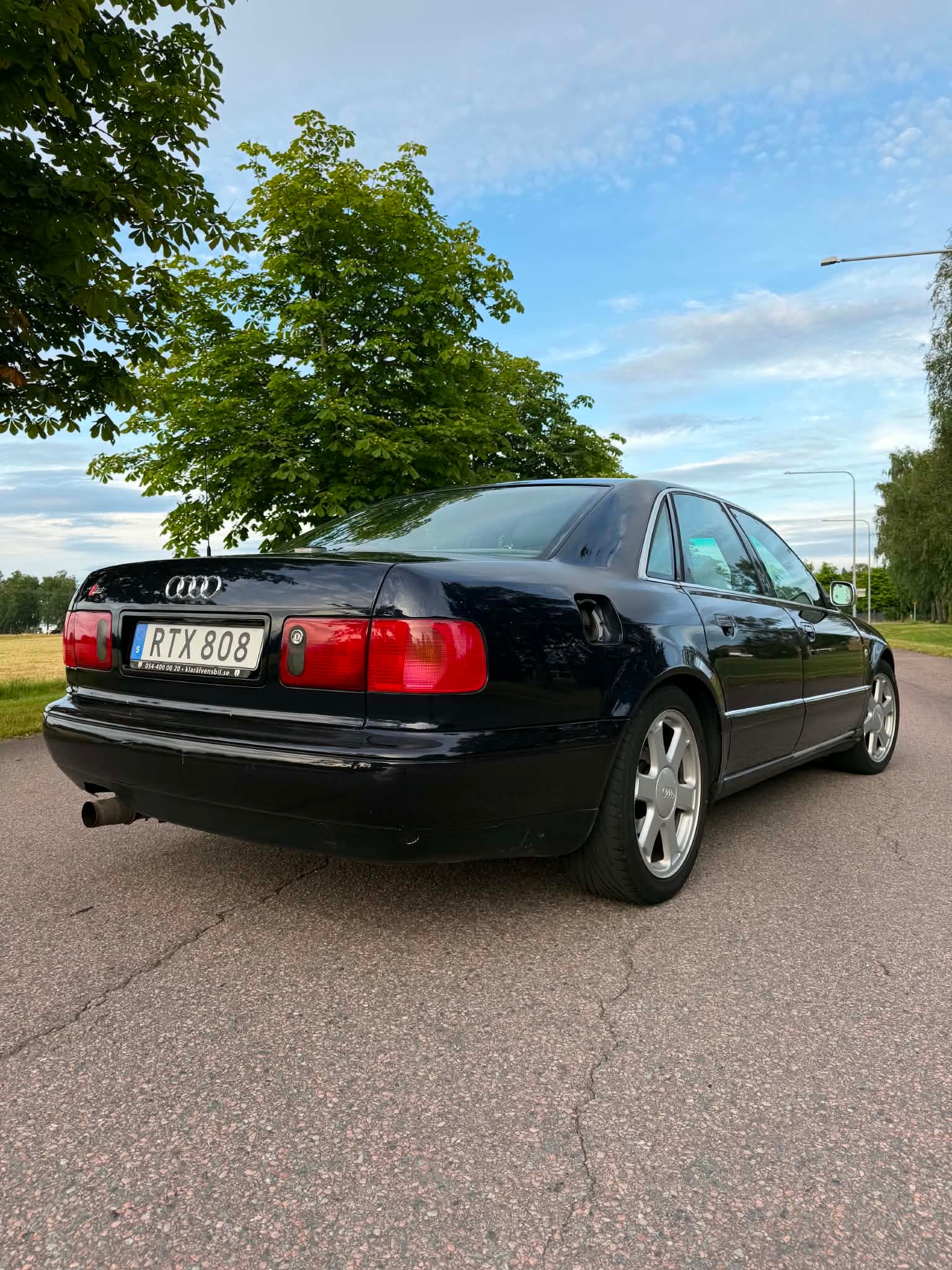 Audi S8 4.2 quattro Automatisk, 5-trinn, 340hk, 1998
