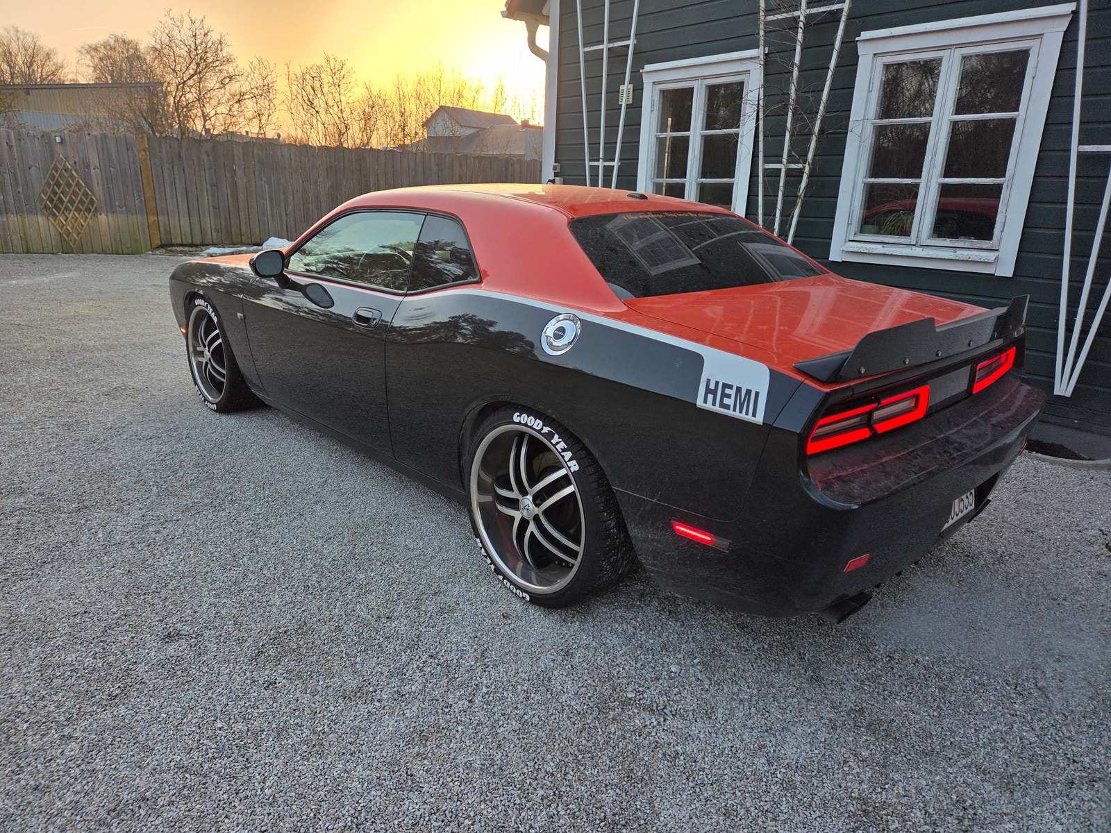 Dodge Challenger 6.1 V8 HEMI Automatic, 431hp, 2009